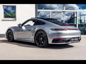 Porsche 911 Carrera 4S — photo 3