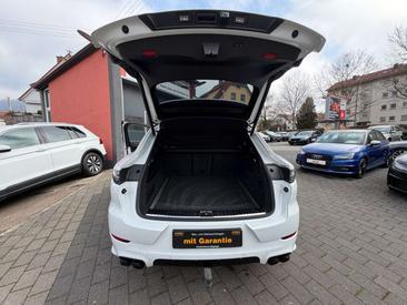 Porsche Cayenne GTS — photo 38