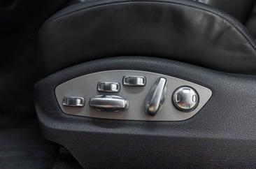 Porsche Macan — photo 23