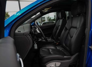 Porsche Macan — photo 13