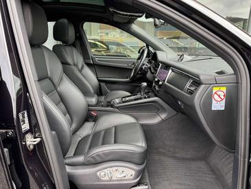 Porsche Macan — photo 7