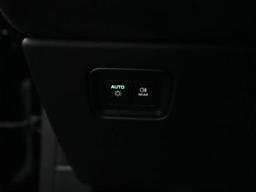 Porsche Macan I 4S Electric — photo 25