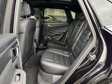 Porsche Macan — photo 13