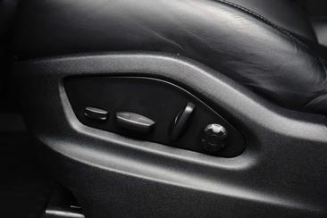 Porsche Cayenne E-Hybrid — photo 19