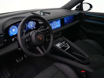 Porsche Macan I 4S Electric — photo 42