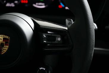 Porsche Cayenne E-Hybrid — photo 28
