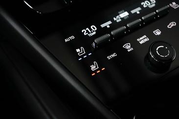 Porsche Cayenne E-Hybrid — photo 36