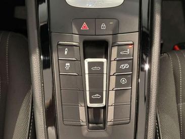 Porsche 718 Cabriolet Boxster — photo 16