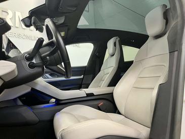 Porsche Taycan 4S — photo 12