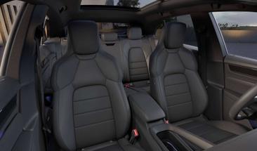 Porsche Macan I 4S Electric — photo 29