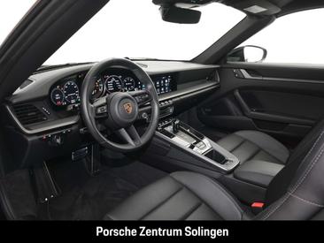 Porsche 911 Cabriolet Carrera 4 — photo 11