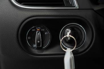 Porsche Macan — photo 30