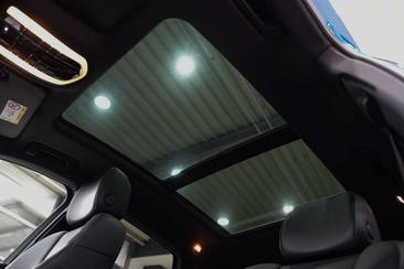 Porsche Macan — photo 31