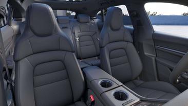 Porsche Taycan — photo 9