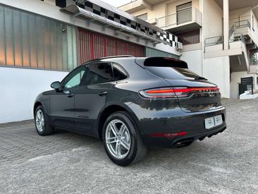 Porsche Macan — photo 3