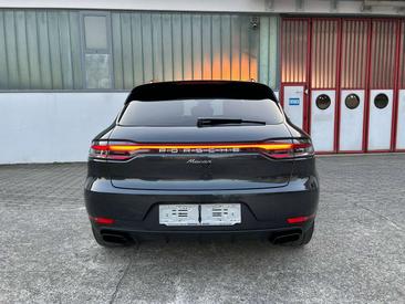Porsche Macan — photo 4