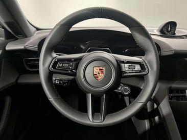 Porsche Taycan — photo 23