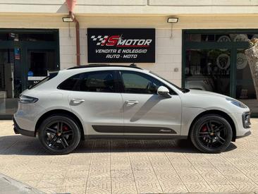 Porsche Macan — photo 6