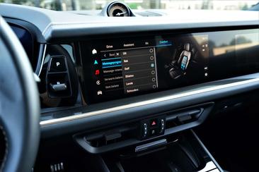 Porsche Cayenne S E-Hybrid — photo 11