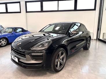Porsche Macan — photo 2