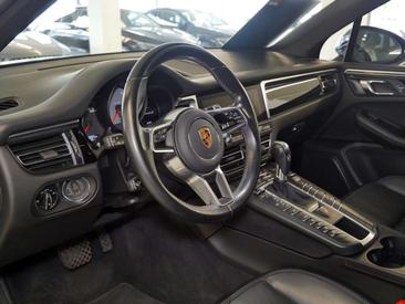 Porsche Macan I S — photo 11