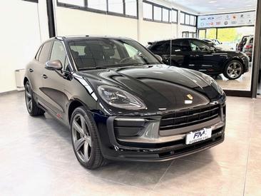 Porsche Macan — photo 4