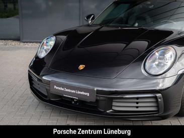 Porsche 911 Carrera 4S — photo 9
