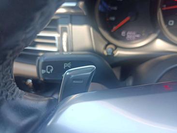 Porsche Macan — photo 18