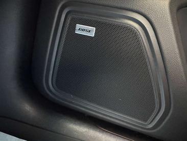 Porsche Macan — photo 13
