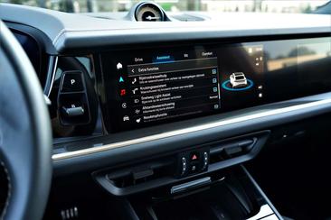 Porsche Cayenne S E-Hybrid — photo 23