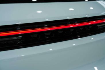 Porsche Cayenne III — photo 11