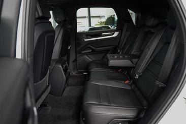 Porsche Cayenne III — photo 15