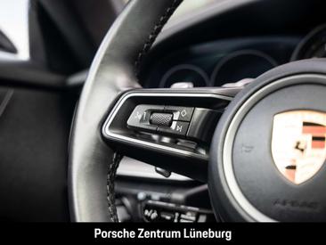 Porsche 911 Carrera 4S — photo 26
