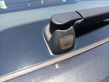 Porsche Macan — photo 24