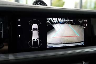 Porsche Cayenne III — photo 19