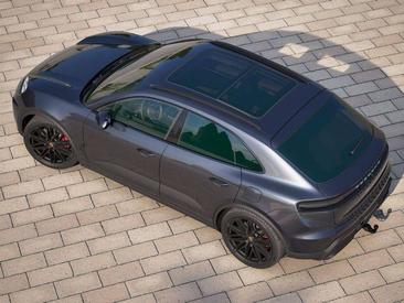 Porsche Macan I 4S Electric — photo 4
