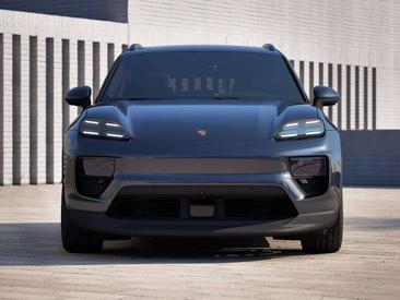 Porsche Macan I 4S Electric — photo 5