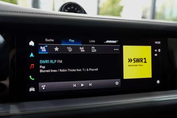 Porsche Cayenne III — photo 23