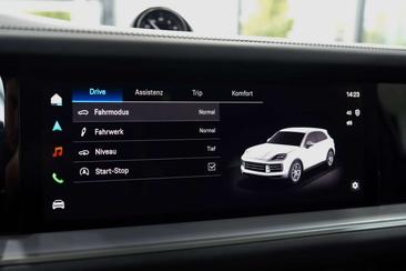 Porsche Cayenne III — photo 24