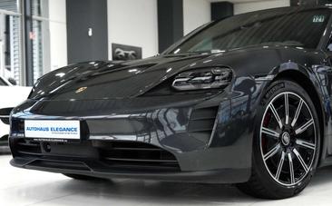 Porsche Taycan Turbo — photo 9
