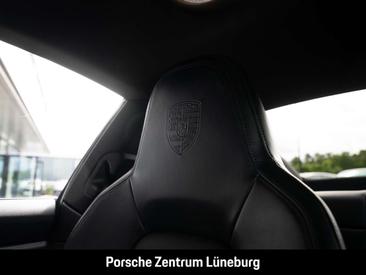 Porsche 911 Carrera 4S — photo 43