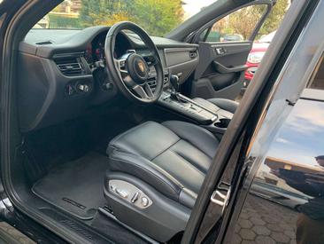 Porsche Macan — photo 13