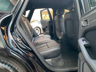 Porsche Macan — photo 14