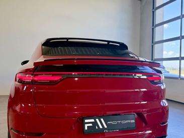 Porsche Cayenne III — photo 14