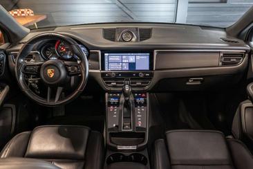 Porsche Macan — photo 7