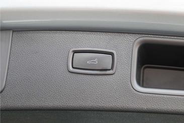 Porsche Macan I S — photo 26