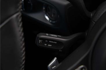 Porsche Macan I S — photo 27