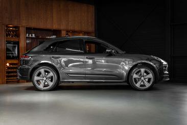 Porsche Macan — photo 20
