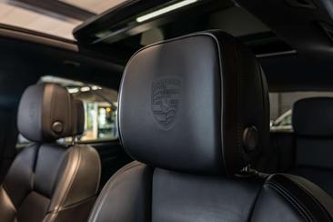 Porsche Macan — photo 25