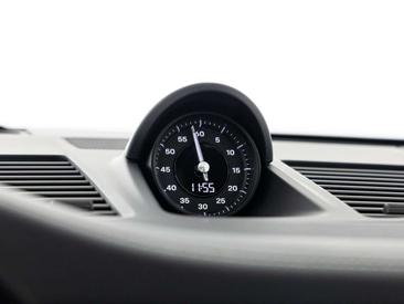 Porsche 911 Cabriolet Carrera 4 — photo 19